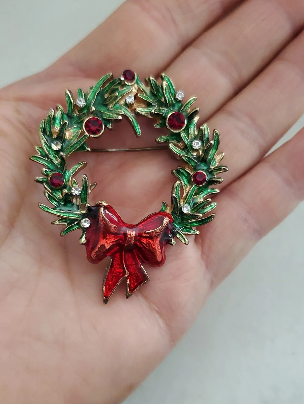 Festive Green and Red Wreath Brooch with Red Bow